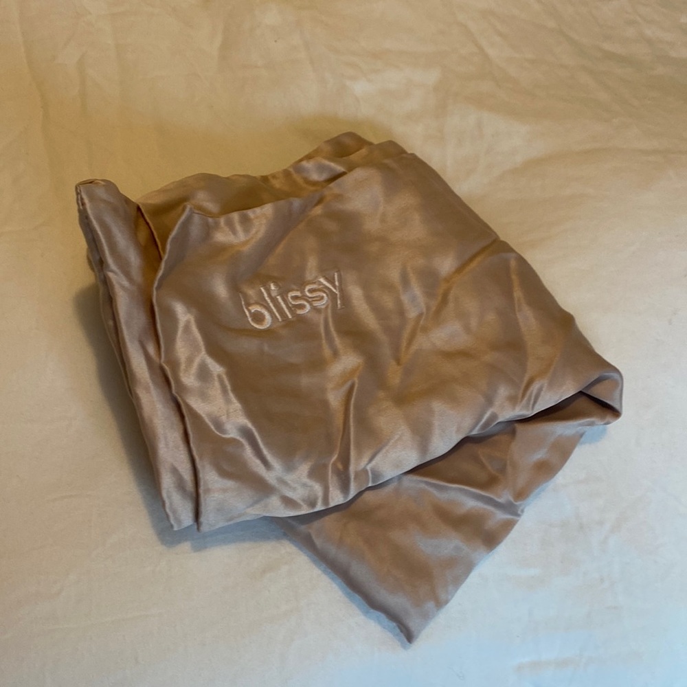 Pink blissy pillowcase